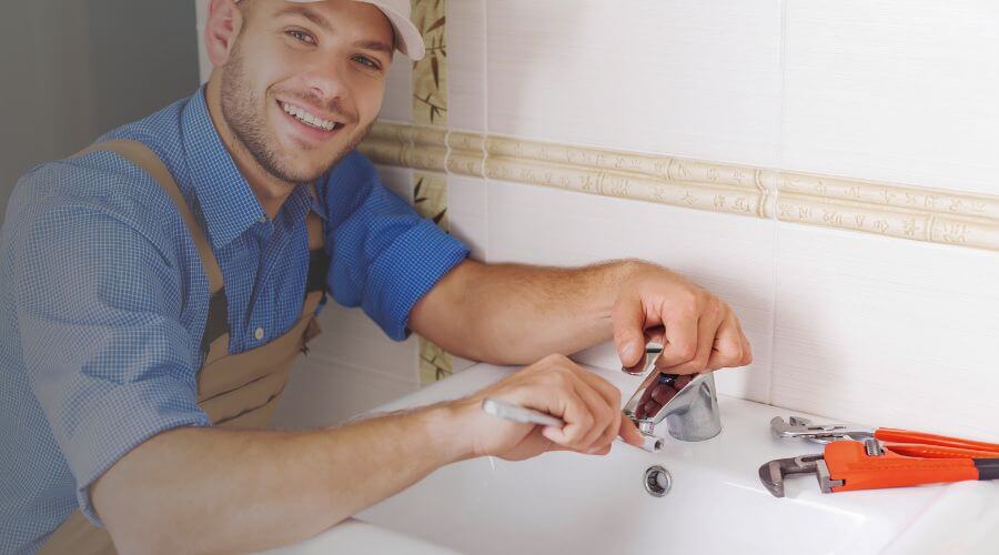 Professional clogged drains services in Sylvester, TX